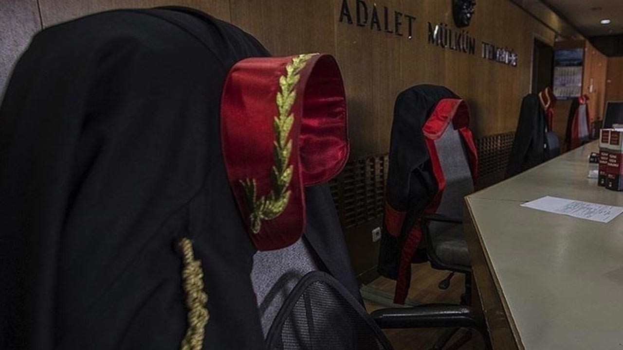 Hakim ve Savcıların Görev Yeri Değişikliği: Resmi Gazete Yayınlandı, Detaylar Burada!