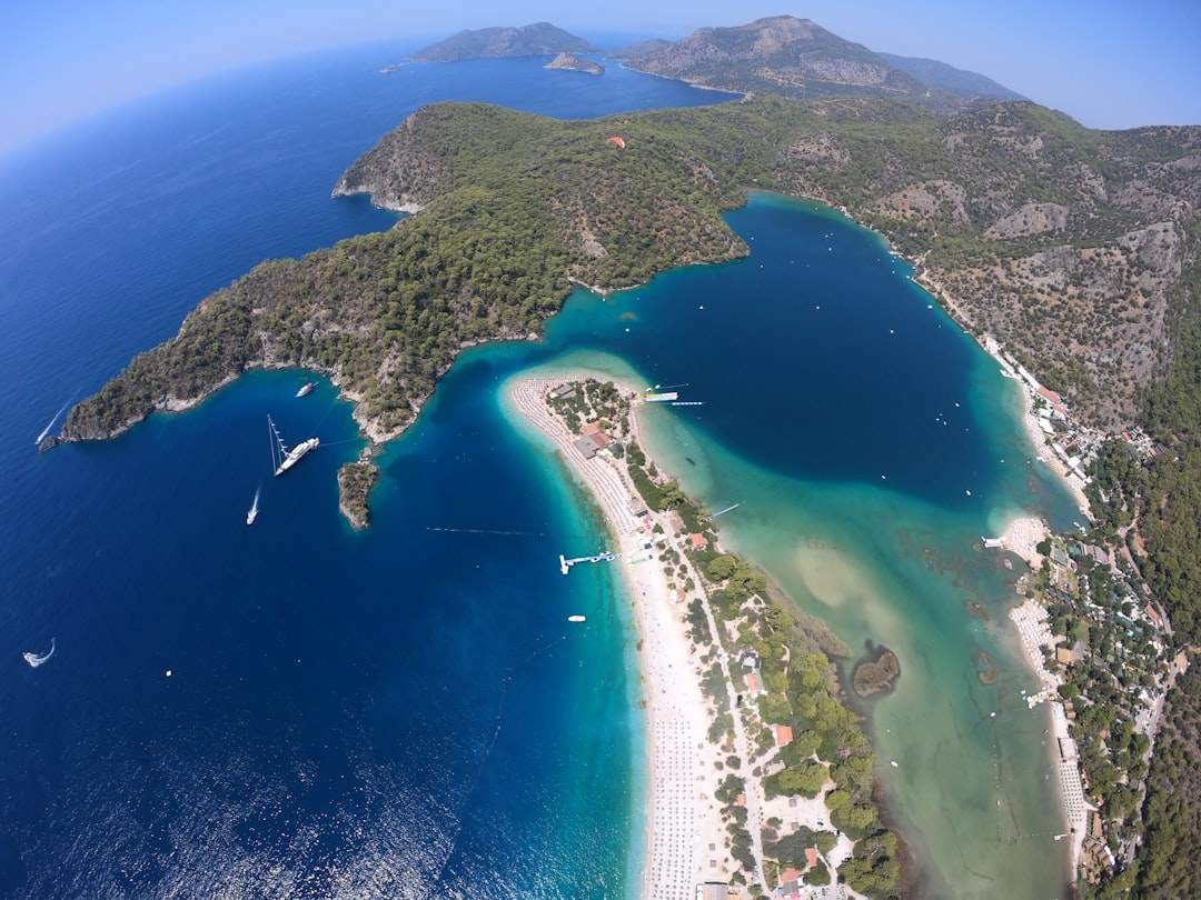 Ege Bölgemizin Gizli Kalmış Cennet Koyları ve Plajları