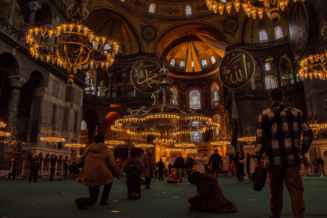 Osmanlı İmparatorluğu’nda Gündelik Hayatın Değişimi ve Etkileyici Törenler