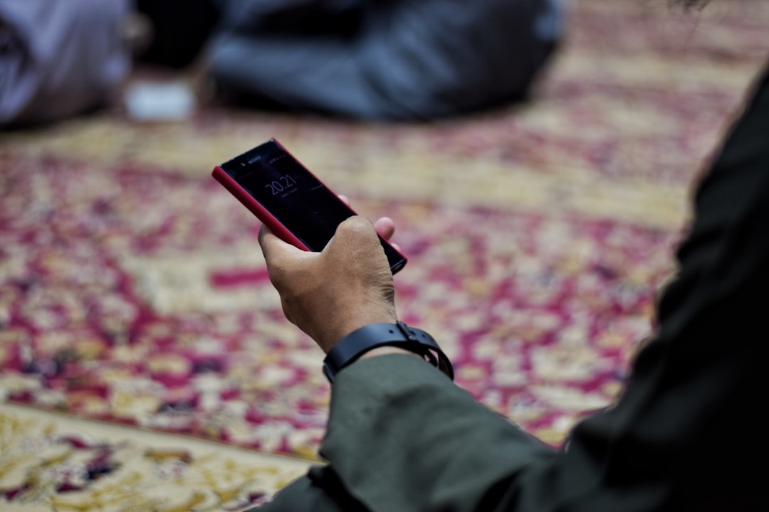 İslam’da Teknoloji ve Sosyal Medyanın Etkisi ve Doğru Kullanım Yolları