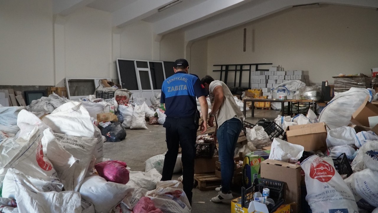Gaziantep’te Şok: Milyonlarca Tarihi Geçmiş Gıda Ürünü Ele Geçirildi