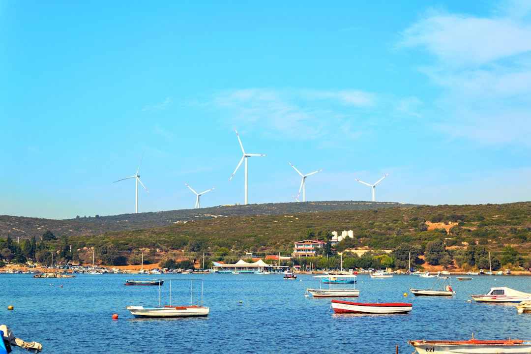 Türkiye’de Yenilenebilir Enerji Yatırımları ve Ekonomik Kalkınma Potansiyeli