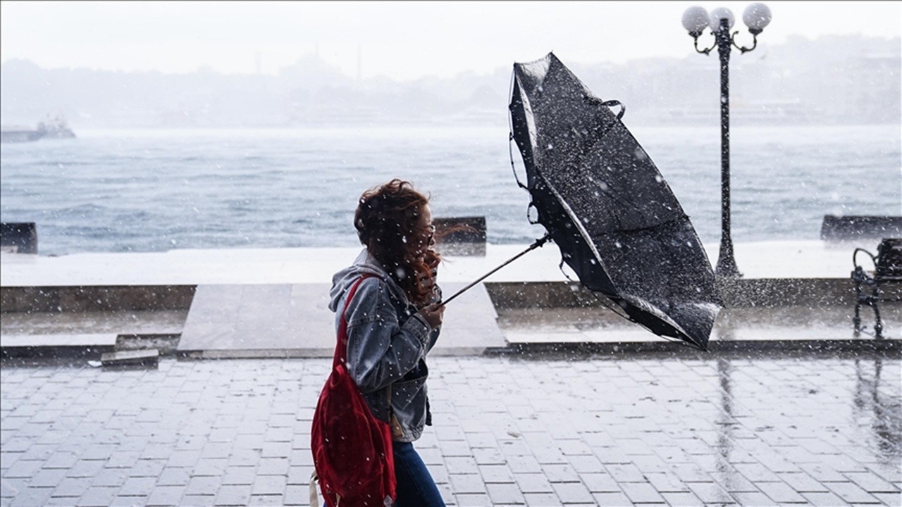 Ani Hava Değişimleri: Düşen Sıcaklıklar ve Sert Rüzgarlar Kapıda