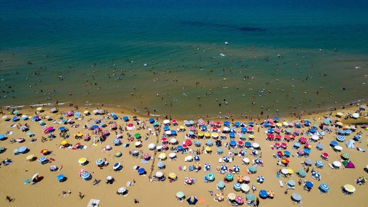 Plajlarda Su Kalitesi Denetim Altında Tatilciler İçin Temiz Deniz Rehberi
