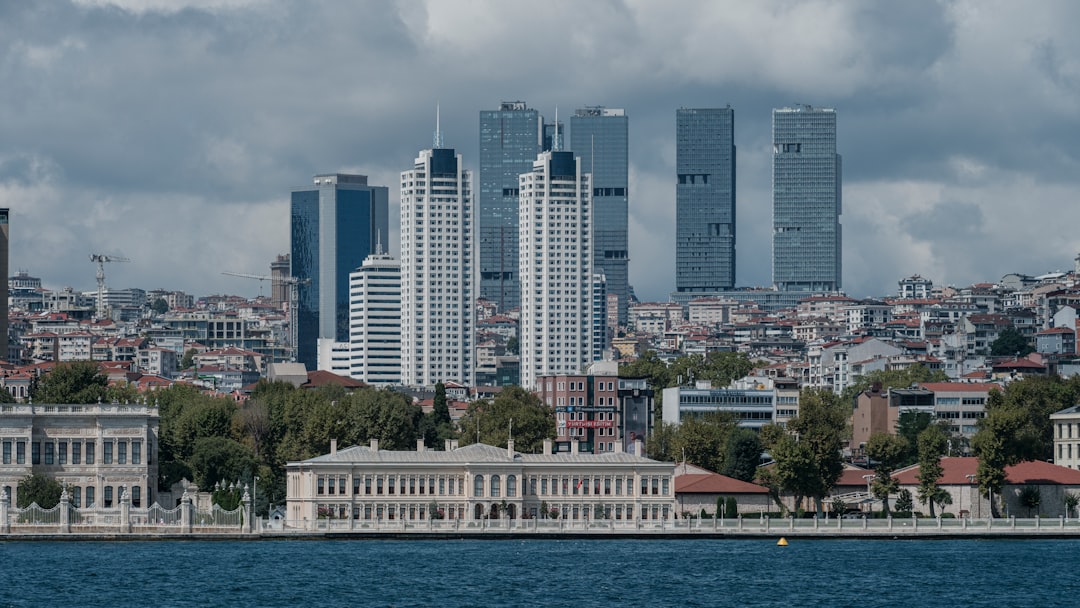 Türkiye’de Yükselen Dijital Bankacılığın Ekonomik Etkileri ve Geleceği