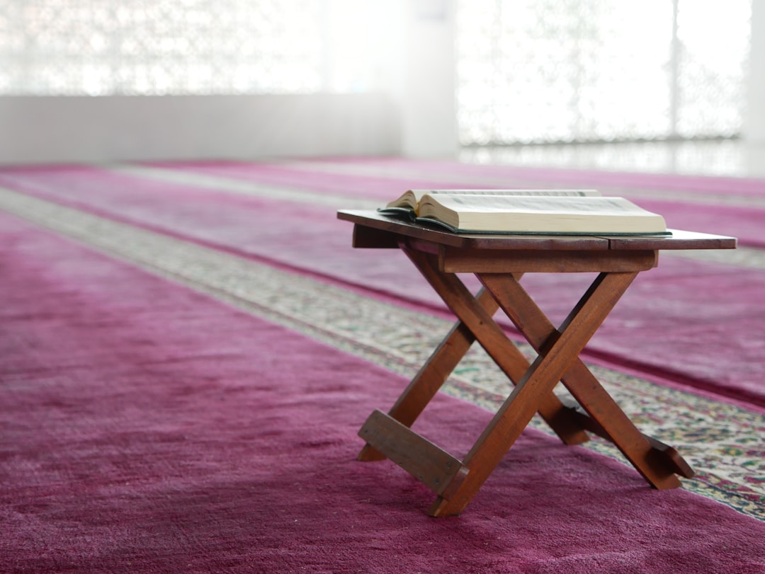 İslam’da Misafirperverliğin Önemi ve Evin Bereketine Etkisi
