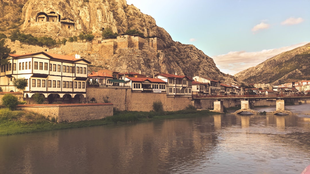 Antik Anadolu’da Günlük Yaşam: Hititlerden Bizans’a Kadar Belli Başlı Dönemler ve Kültürel Etkileşimler
