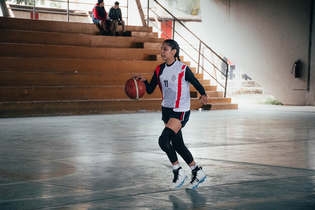 Türkiye’de Yükselen E-spor Fenomeni: Genç Yeteneklerin Dijital Arenadaki Başarı Hikayeleri